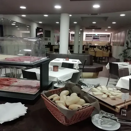Hotel Camelia-3